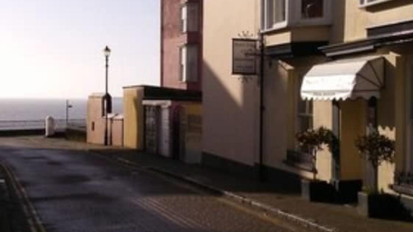 Myrtle House Hotel