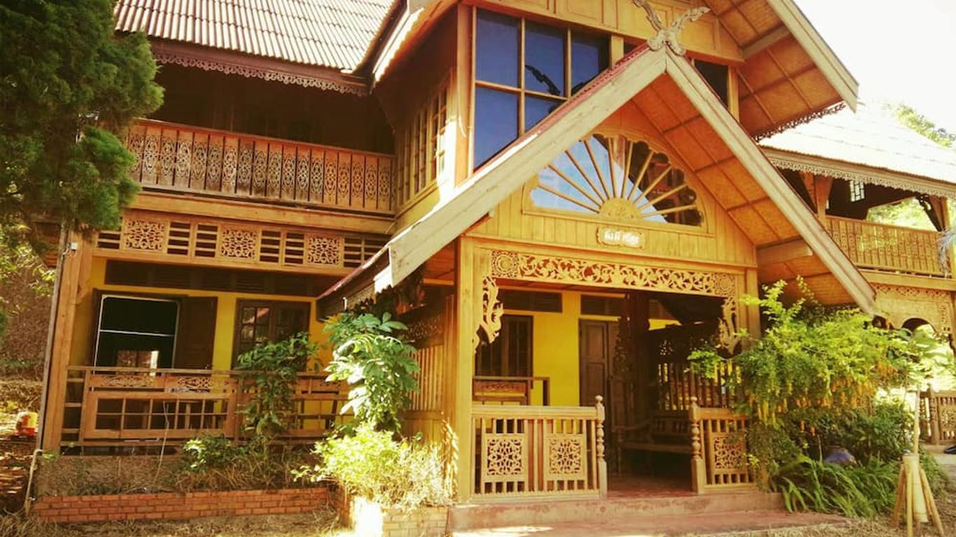 Crossroads house