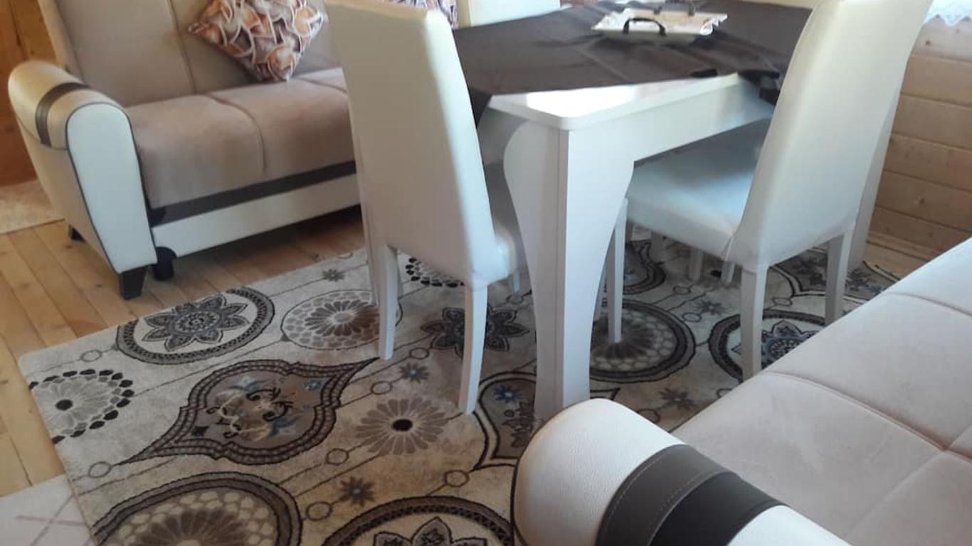 Meleklerin Evi Apart