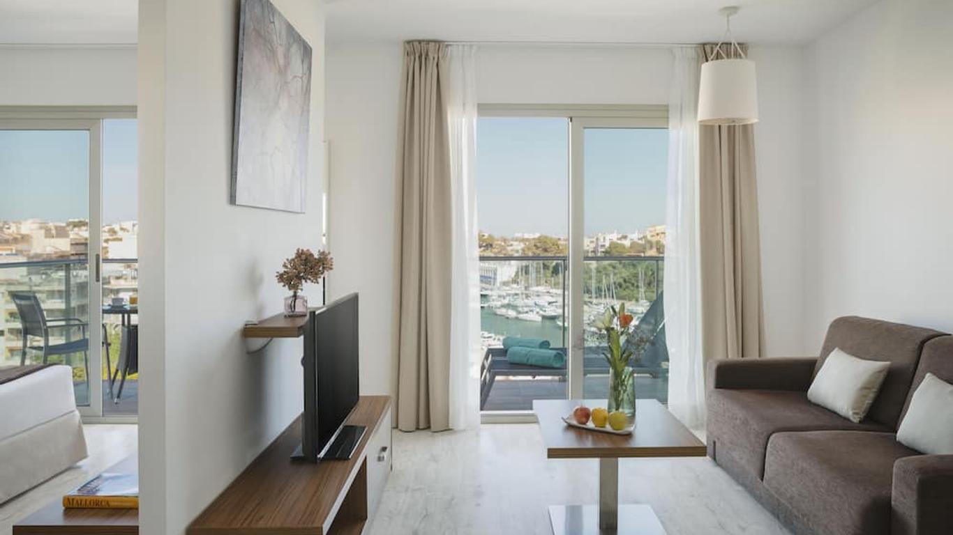 Porto Drach Aparthotel & Suites