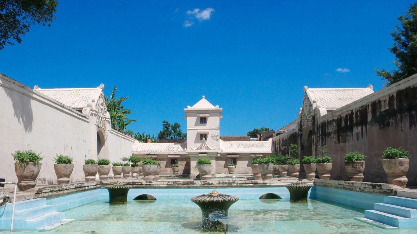 Hotel Aryuka Yogyakarta