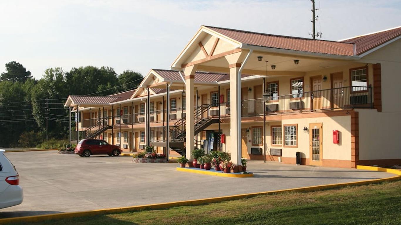 Coach Inn - Summerville
