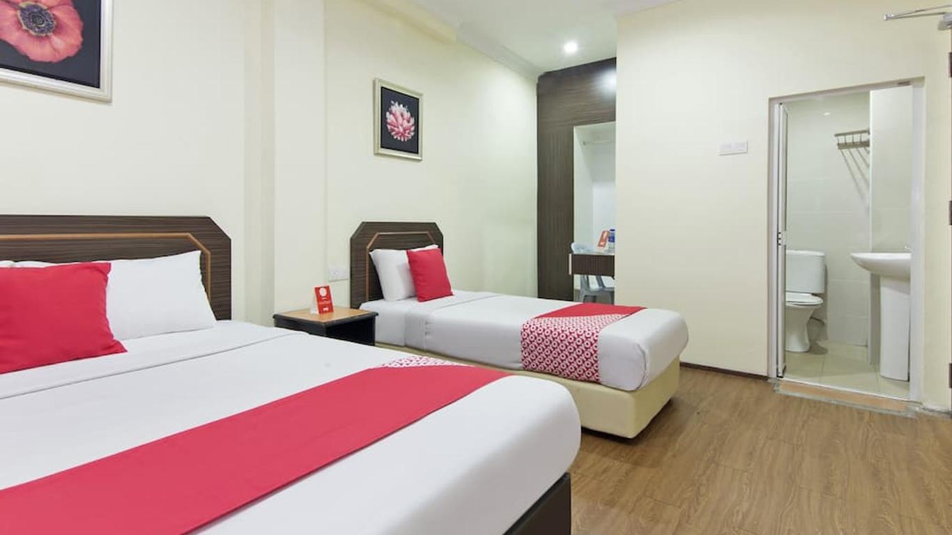 OYO 327 Buddy's Hotel