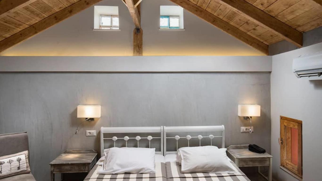Morfeas Hotel