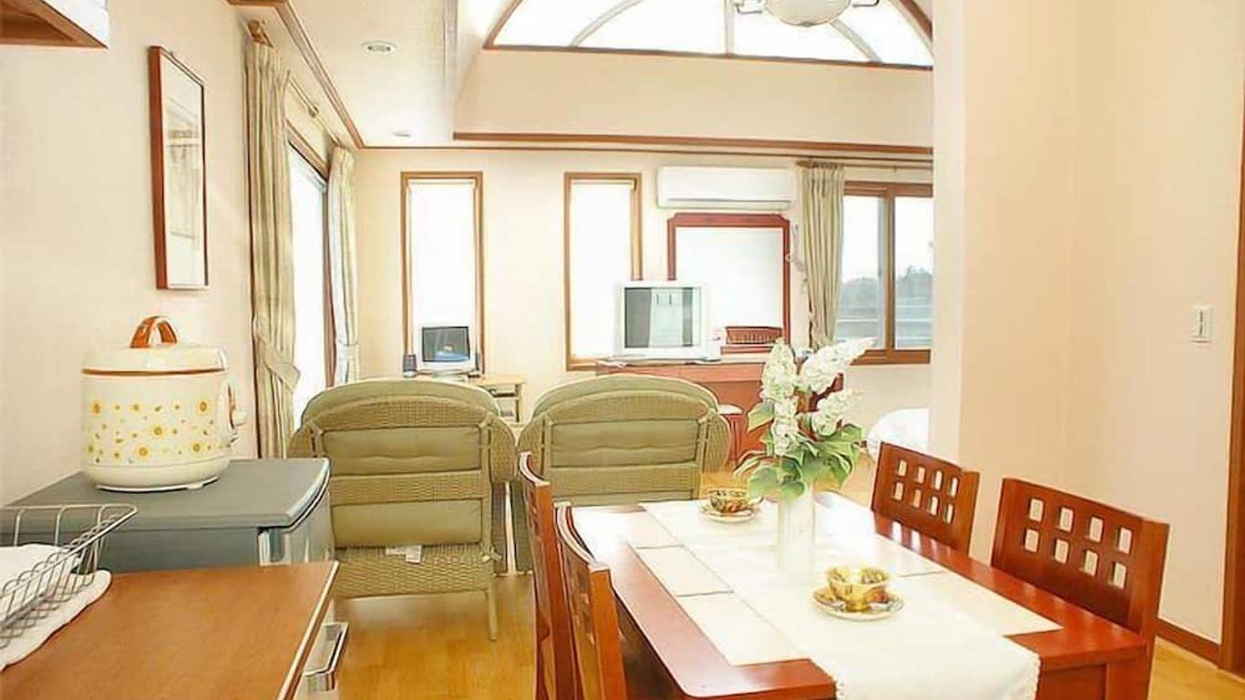Palm Hill Pension