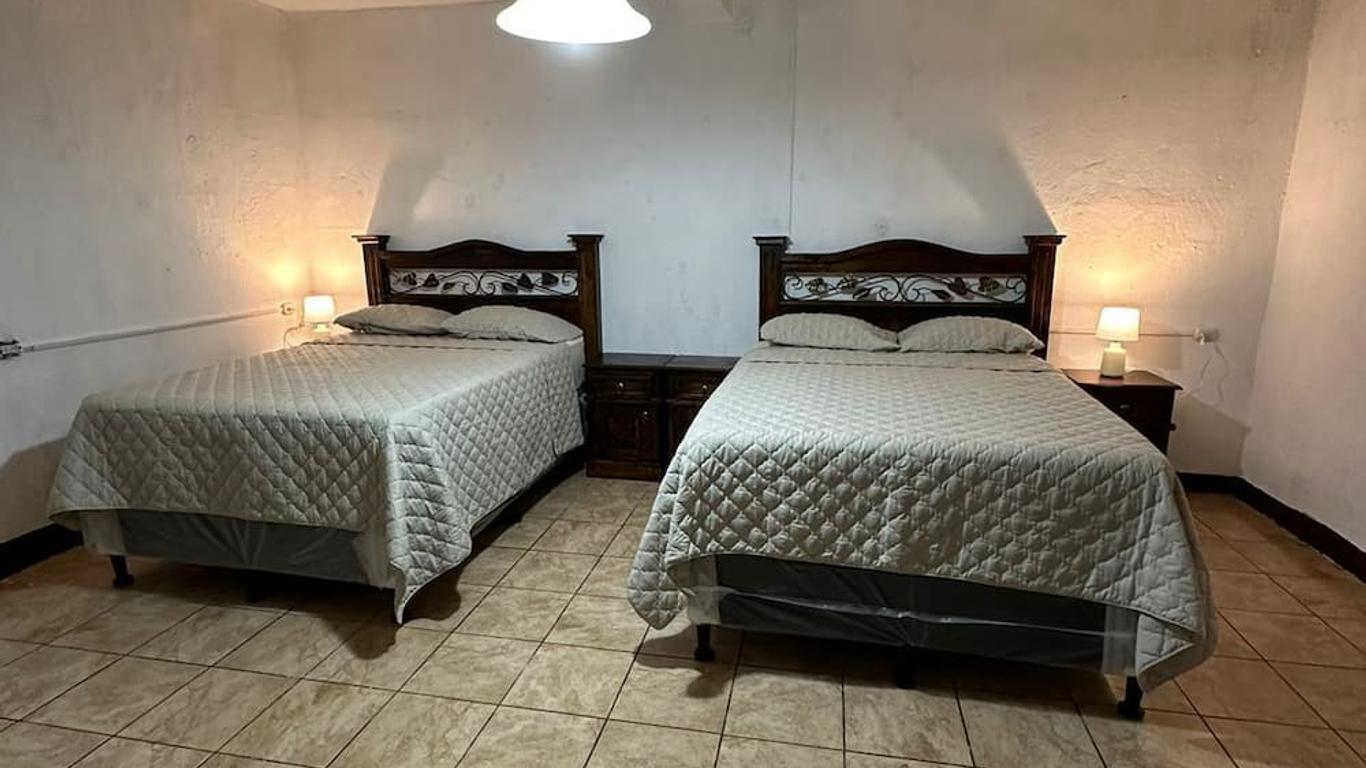 Neizan Hotel