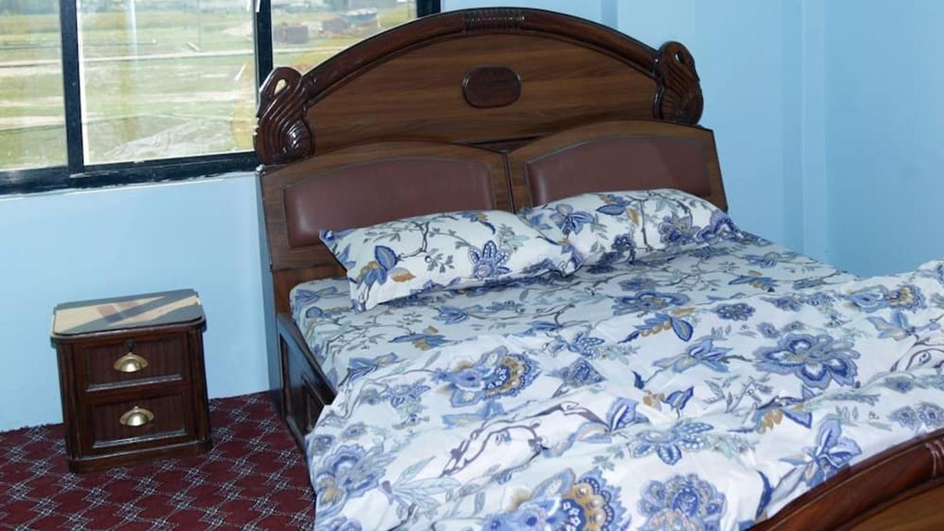 Lincoln Holiday Home