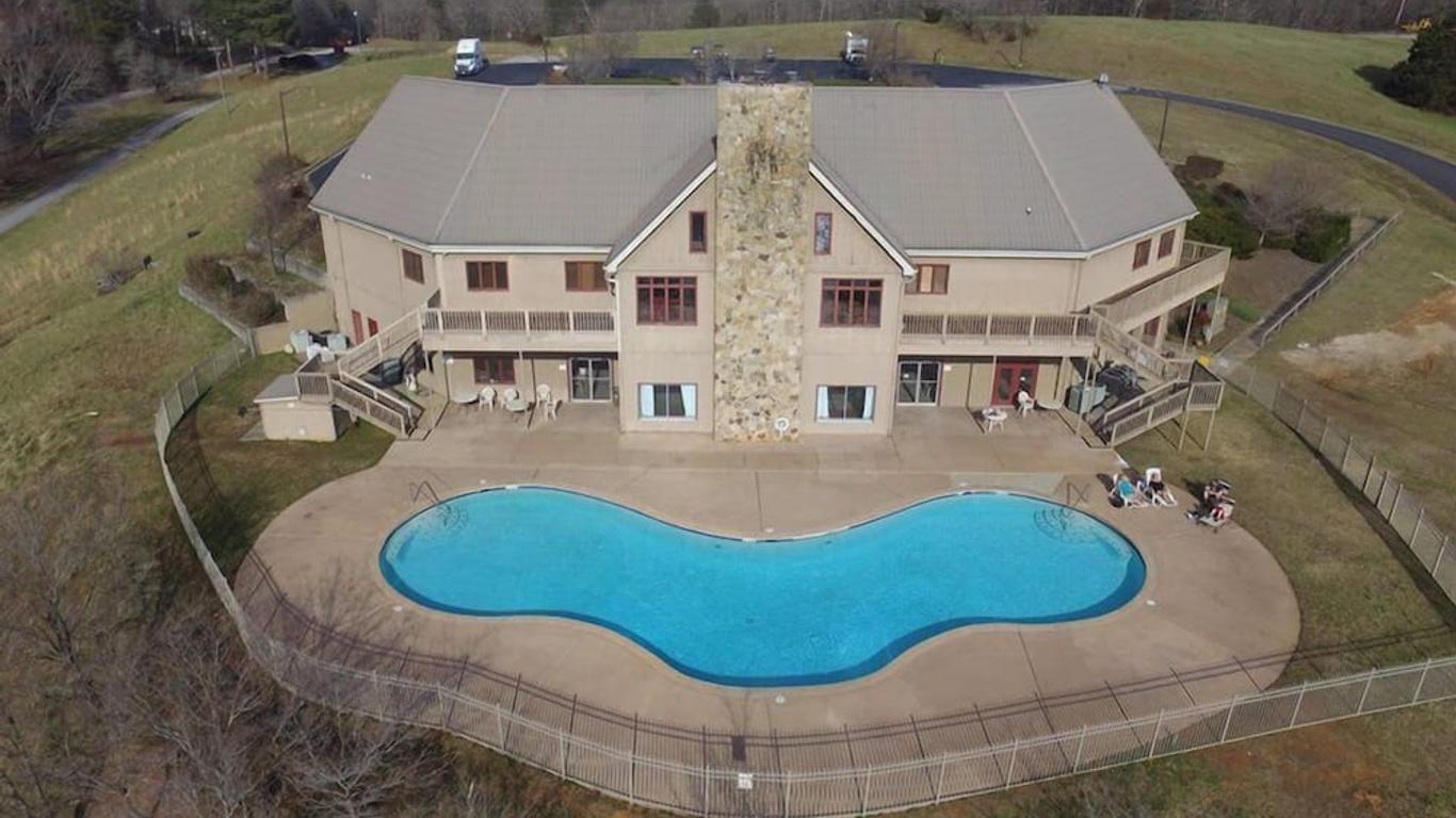 Country Hideaway at Mountain Lakes Resort