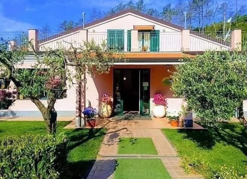 Vista del exterior Foto