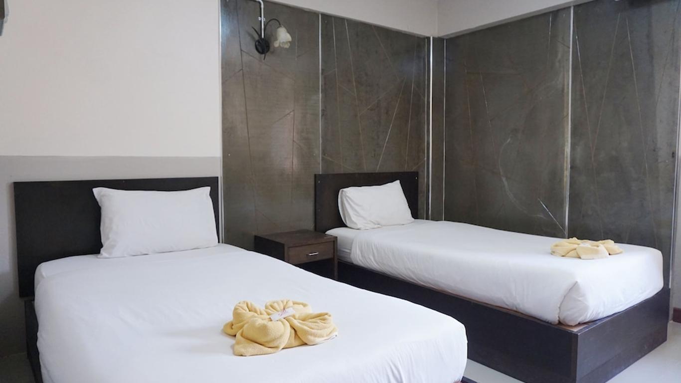 Puangpech Hotel