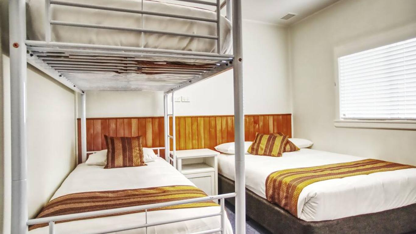 Selwyn Star Lodge