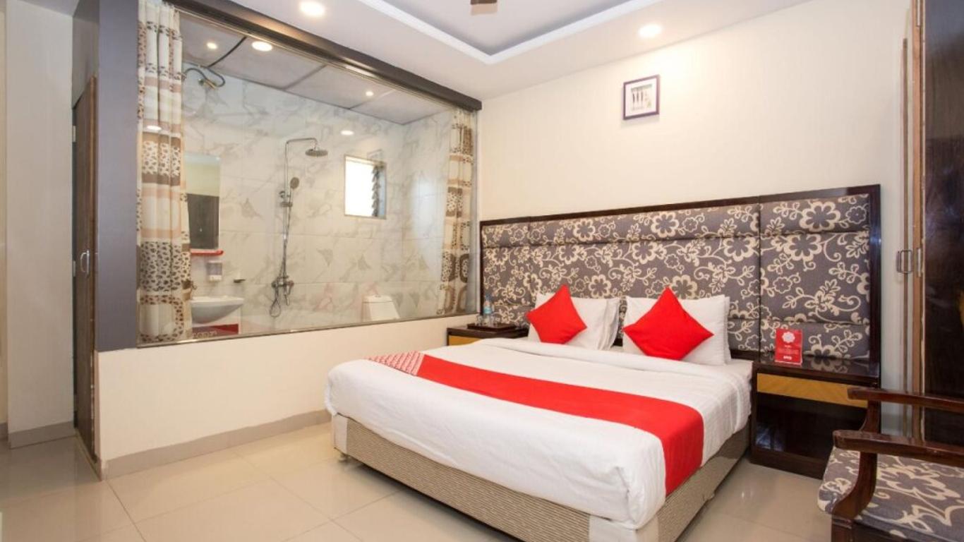 Oyo 12249 Hotel Meghna Food Studio