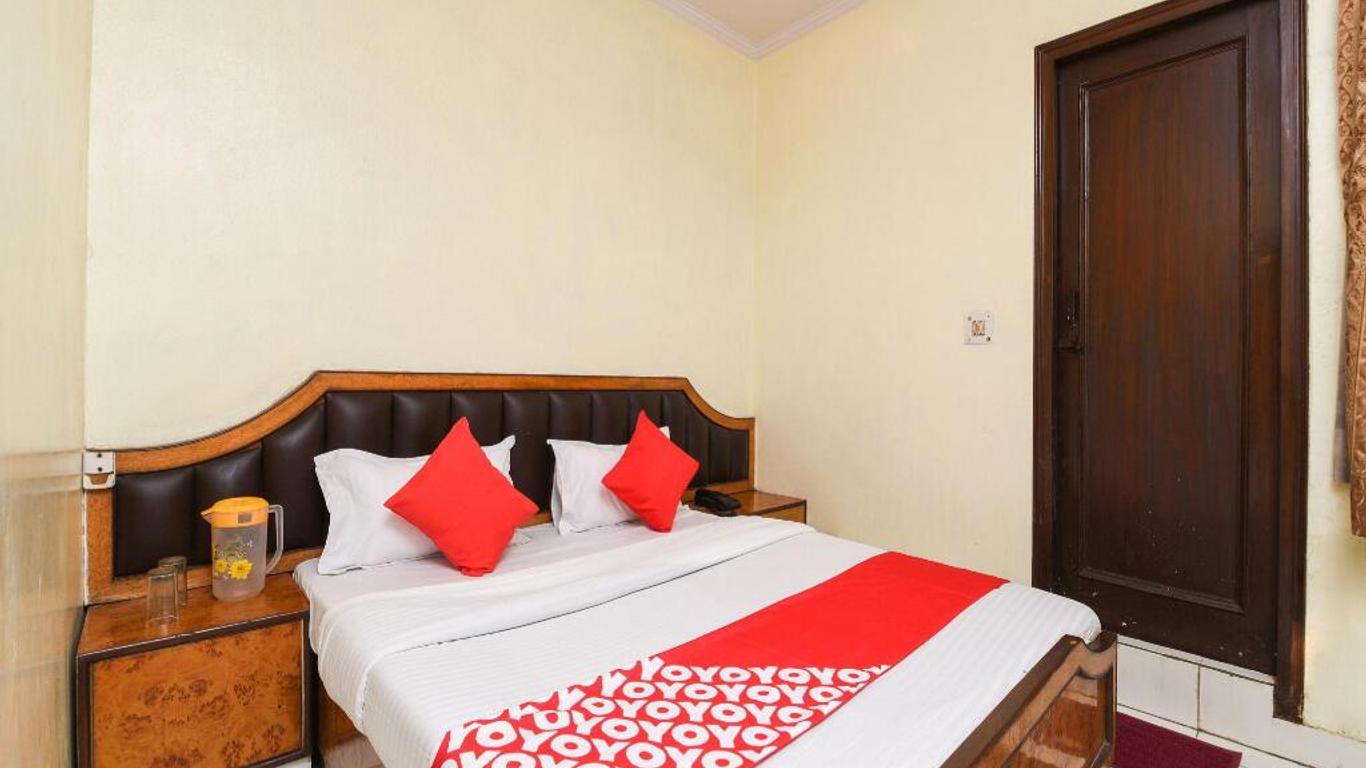Hotel O City Palace