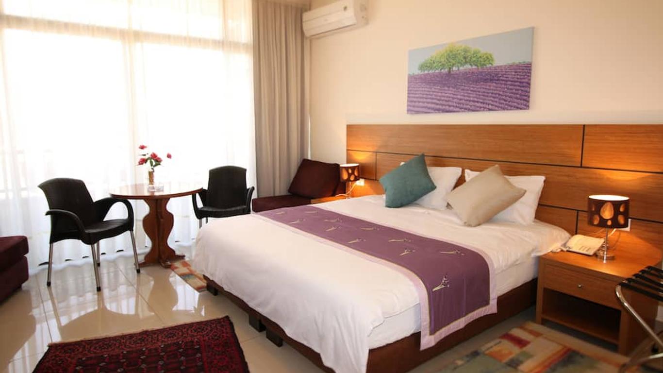 Sea Valley Suites