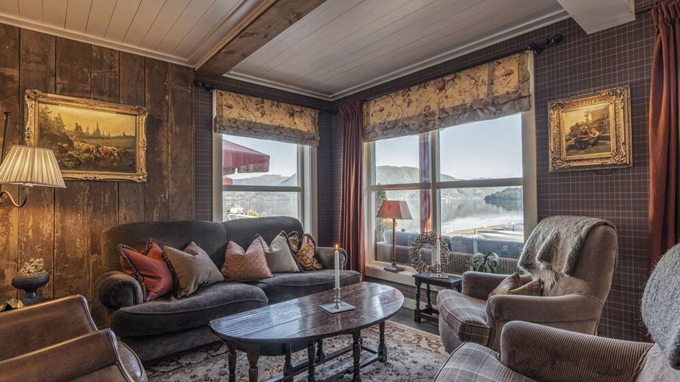 Angvik Gamle Handelssted - By Classic Norway Hotels