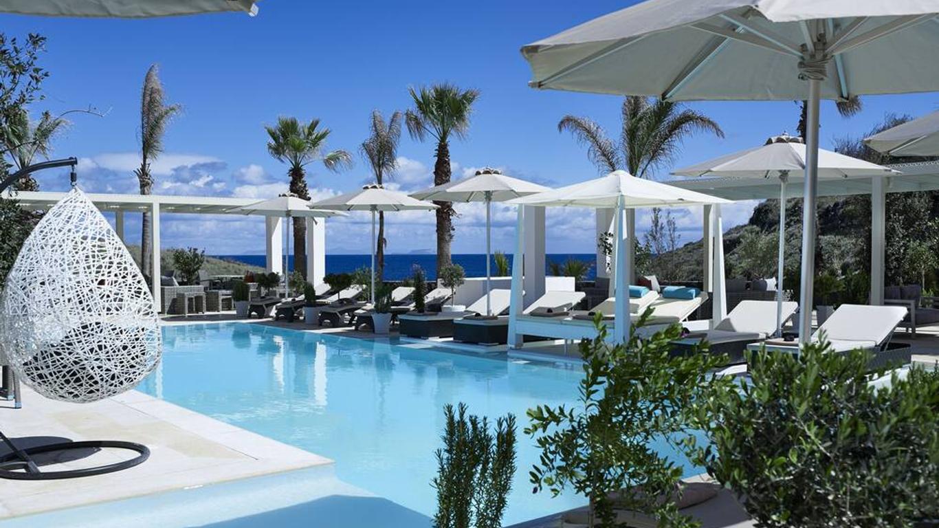 Aurora Luxury Suites