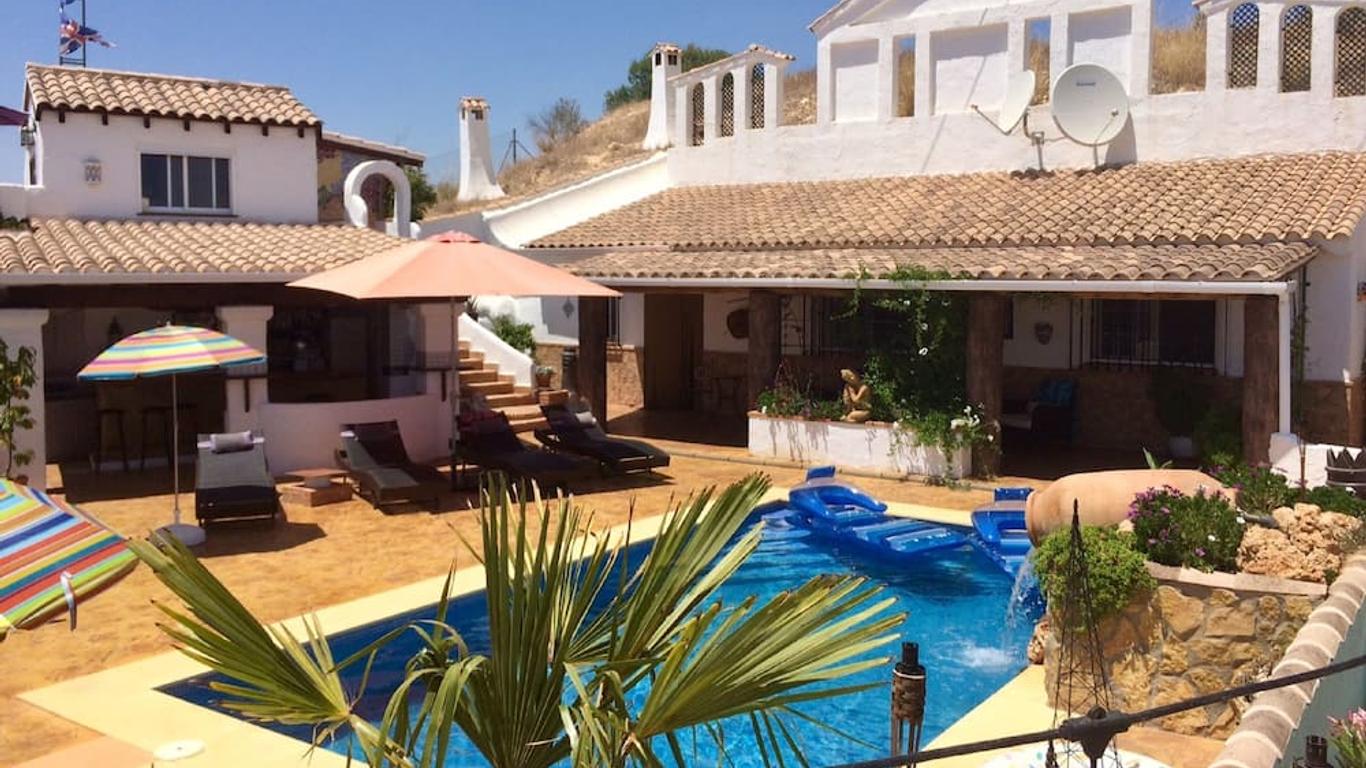Cueva Romana, Adults Only Cave House
