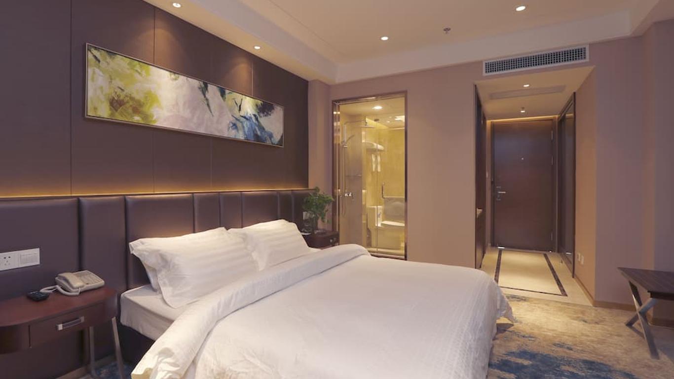 Metropolo Jinjiang Hotel (Nanjing South Railway Station Baijia Lake)
