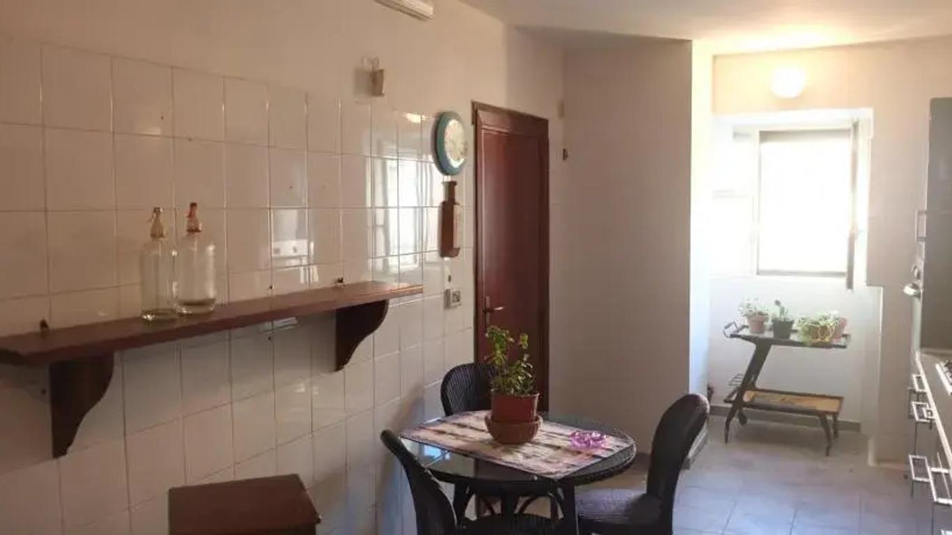 Filippo's Holiday House