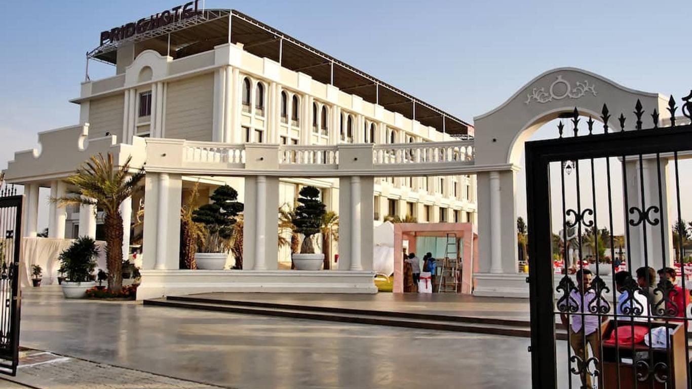 Pride Hotel & Convention Centre Indore