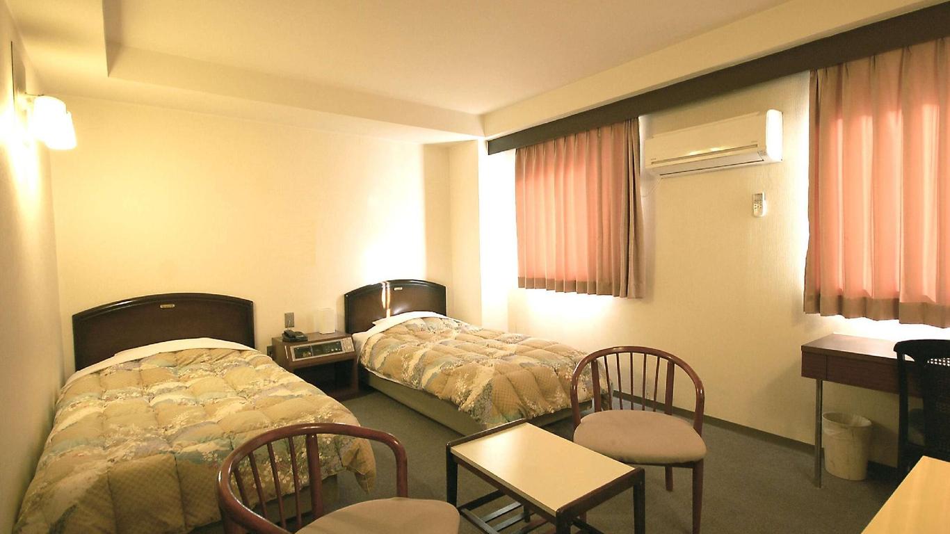 Purple Hotel Futsukaichi