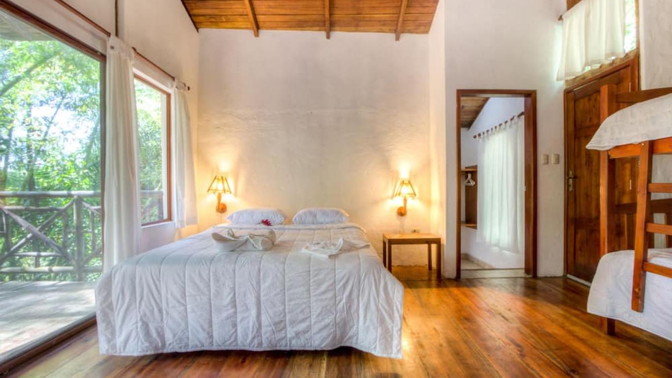 Pacoche Lodge