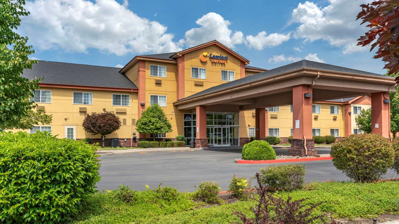 Comfort Suites Salem