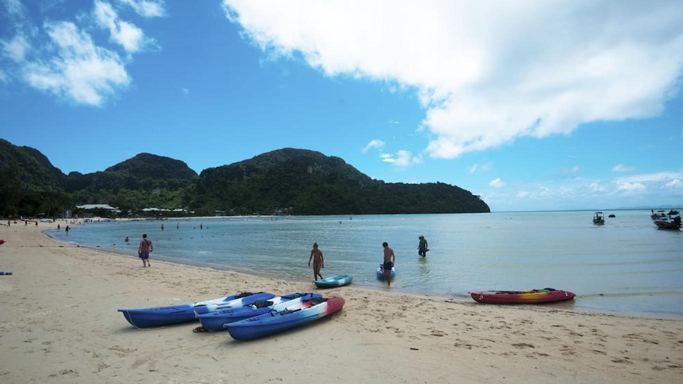 Twin Palms Hostel Phi Phi