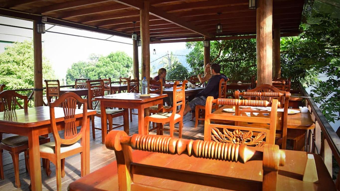 Hotel Mango Garden