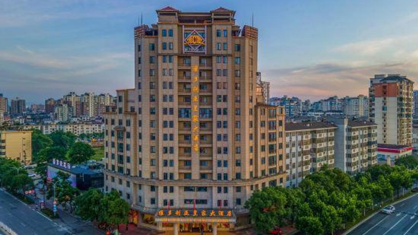 Victoria Royal Hotel