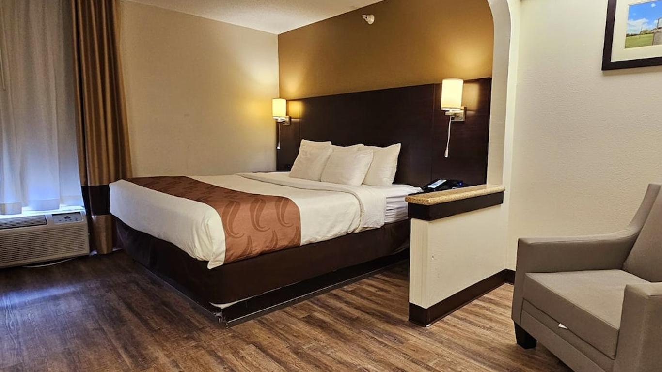 Quality Inn & Suites near St. Louis and I-255