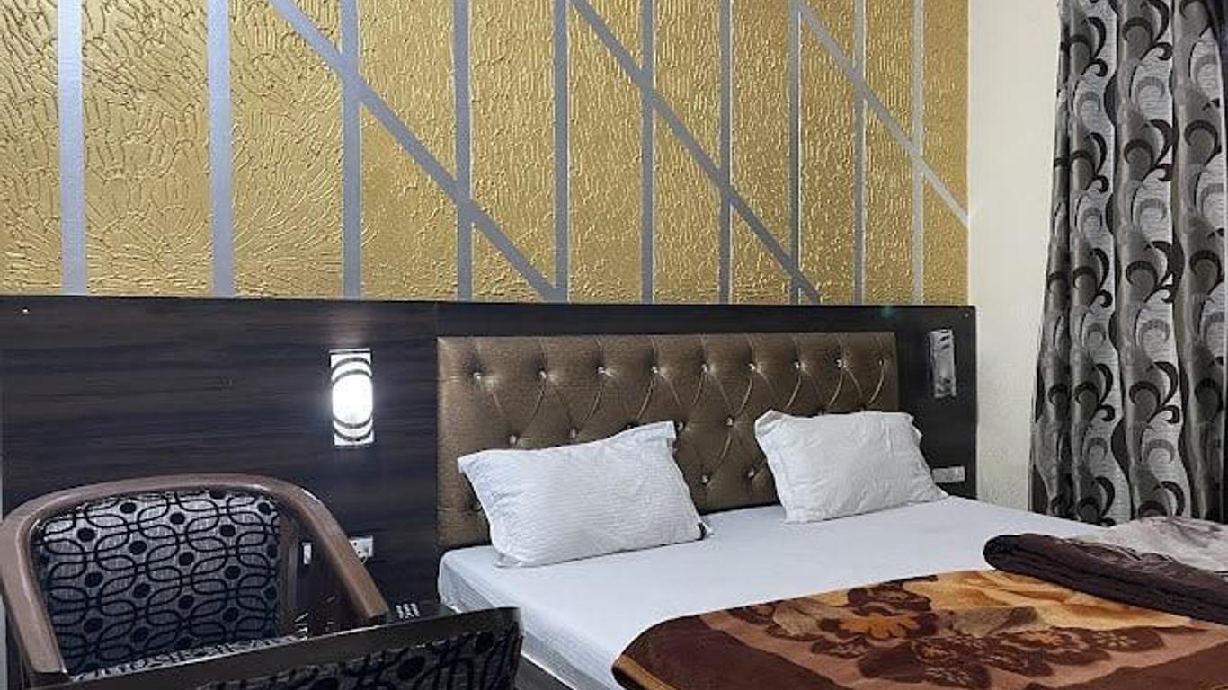 Hotel Trilok