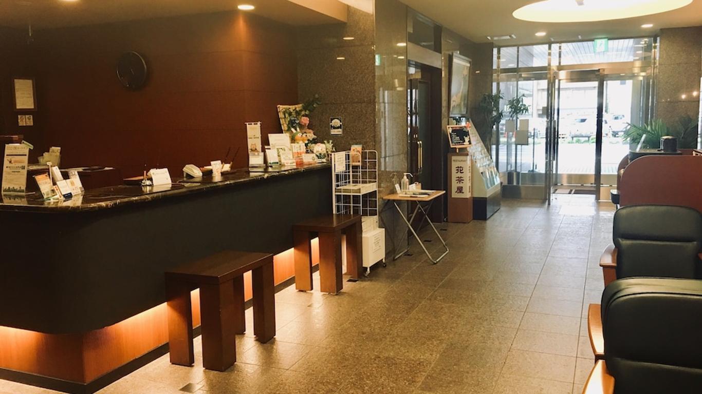 Hotel Route-Inn Fukaya Ekimae