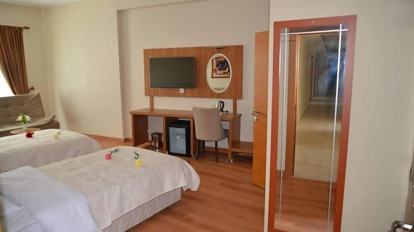 Hasan Celebi Otel