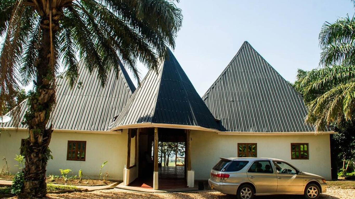 Elephant Hab Lodge