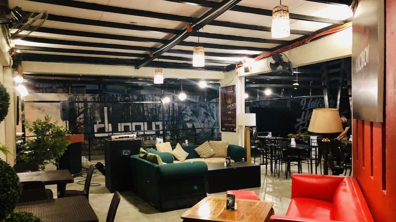 Hometown Hotel - Lacson Bacolod