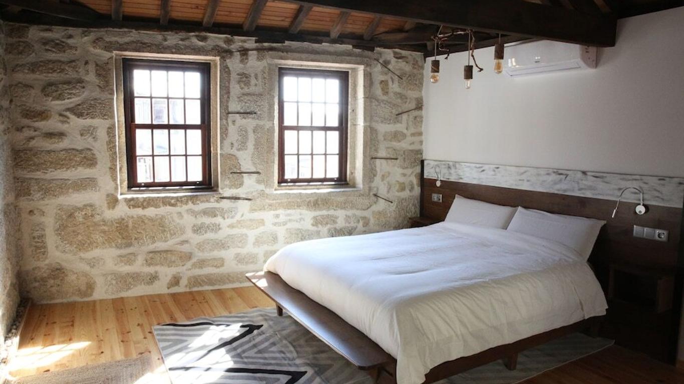 Porto Est 1830