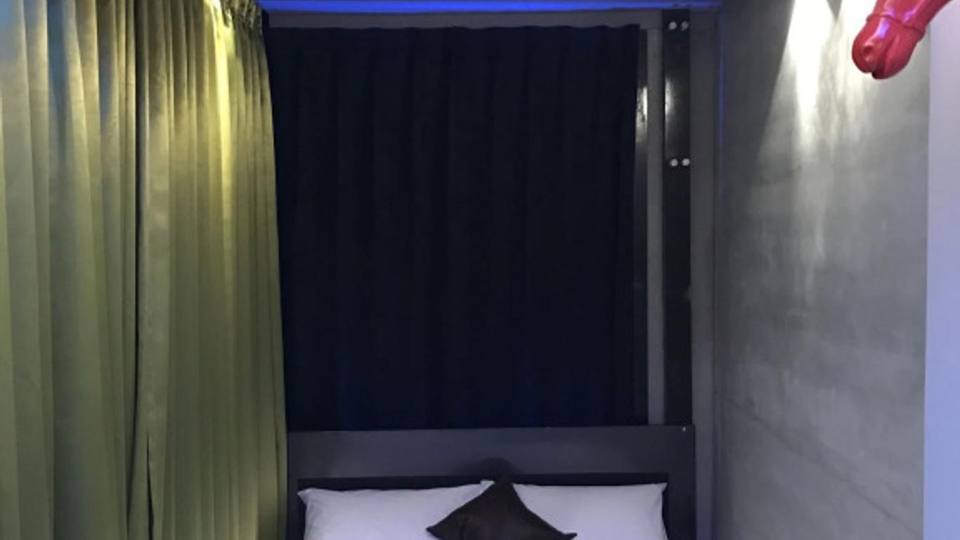 Fas B&b