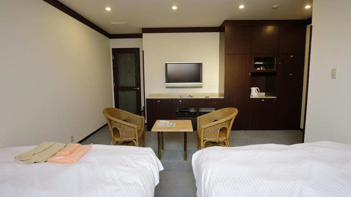 Awajishima Hotel Lodge Green Cozy