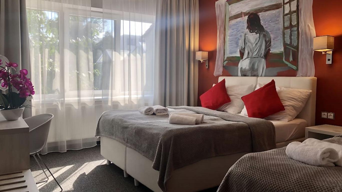 Grand Petit Hotel ex Shato Gesson