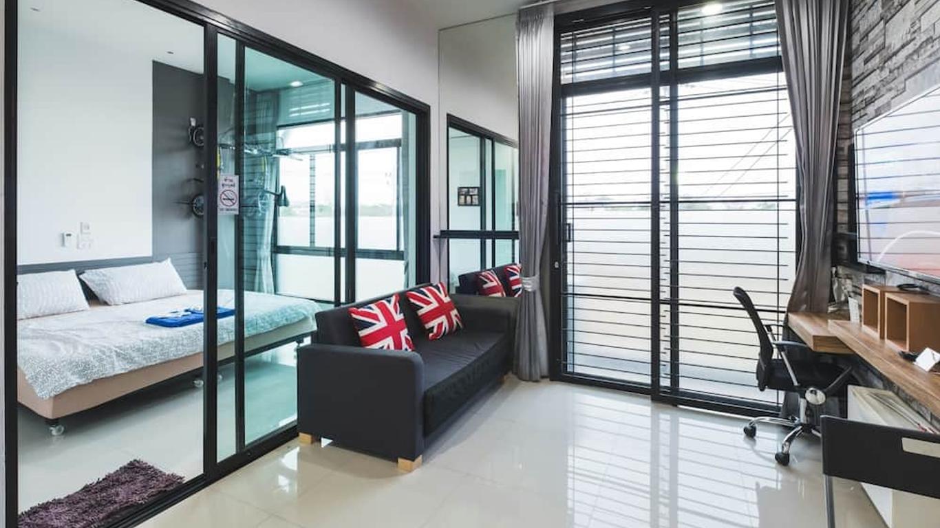 The Smart Hostel