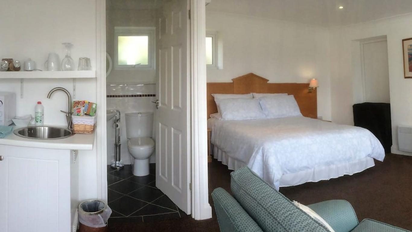 Gosfield Lake Resort