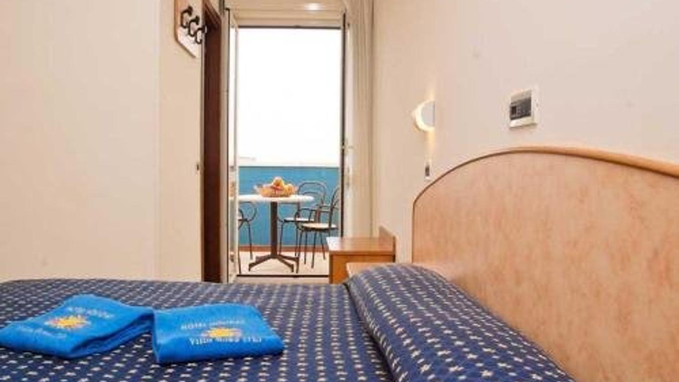 Hotel Holiday