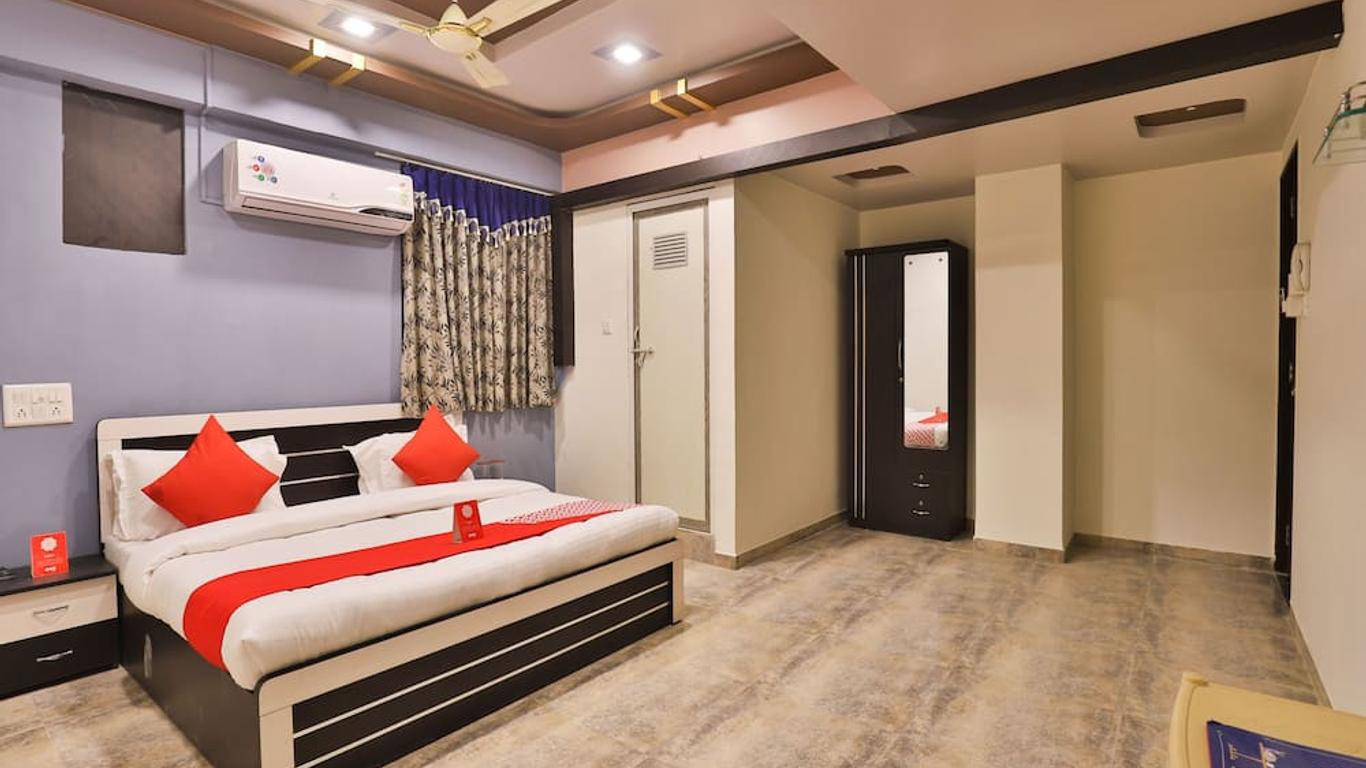 OYO 12182 Hotel Shekhawat Palace