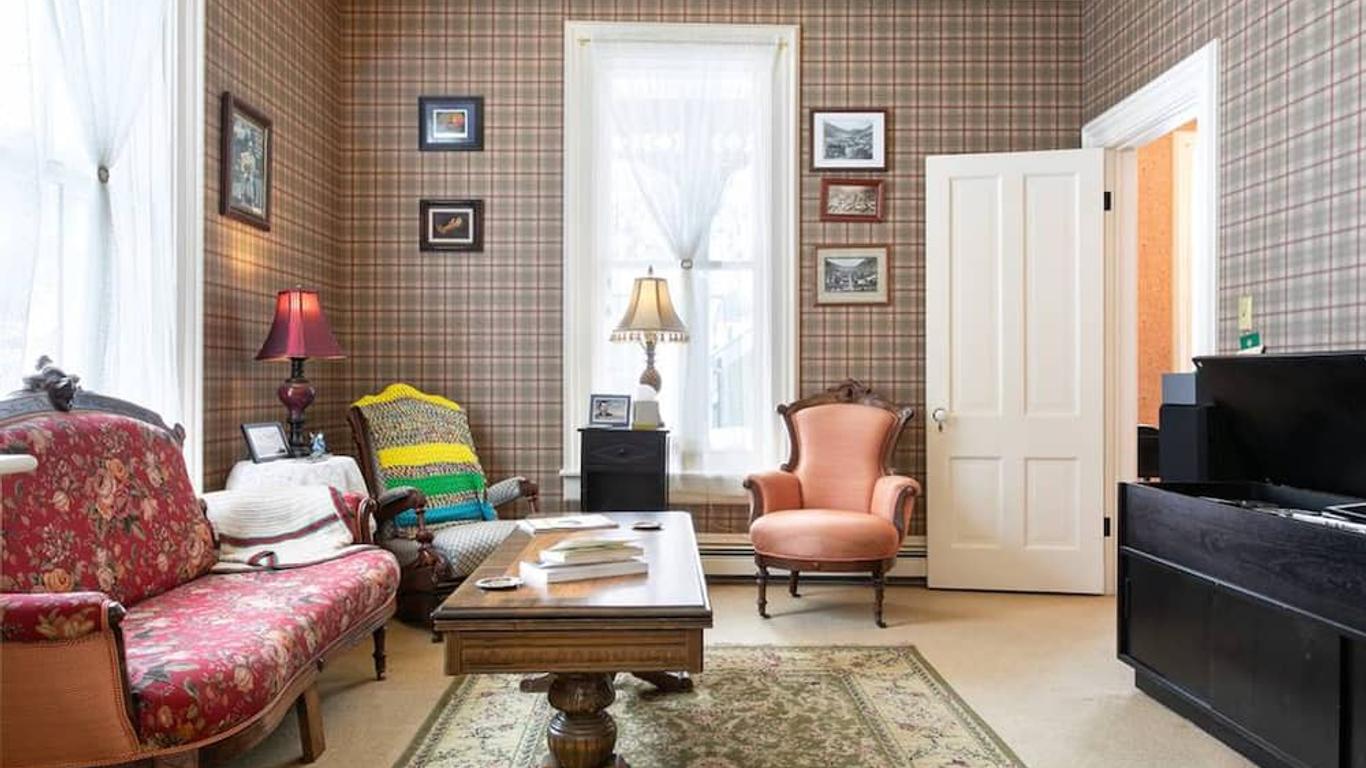 Rose Street Bed & Breakfast