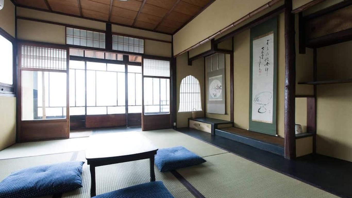 Traditional Kyoto Home Ichiyoraifuku