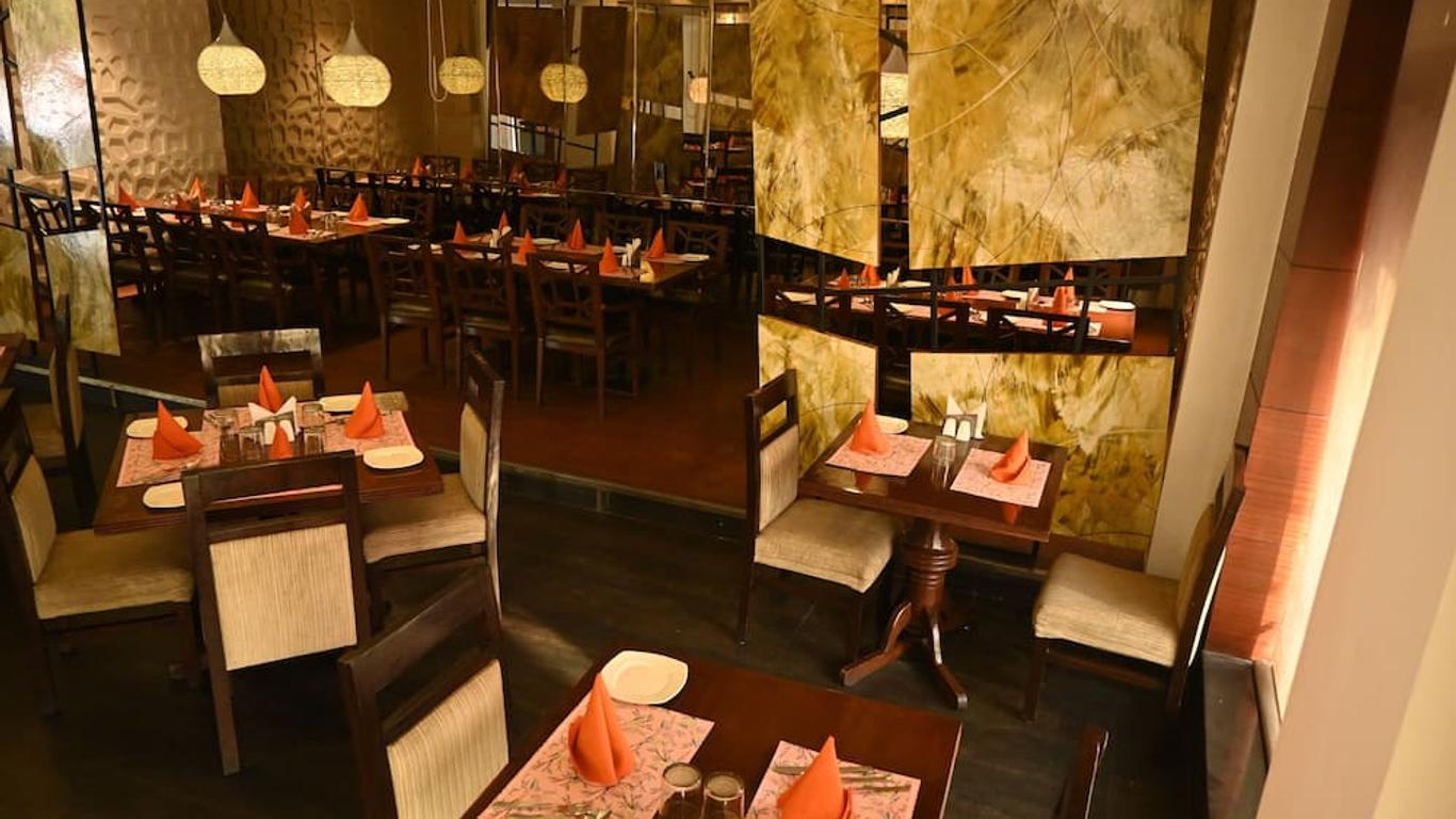 Regency Square Hotel