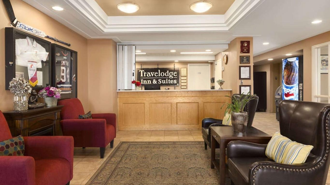 Travelodge by Wyndham Spruce Grove