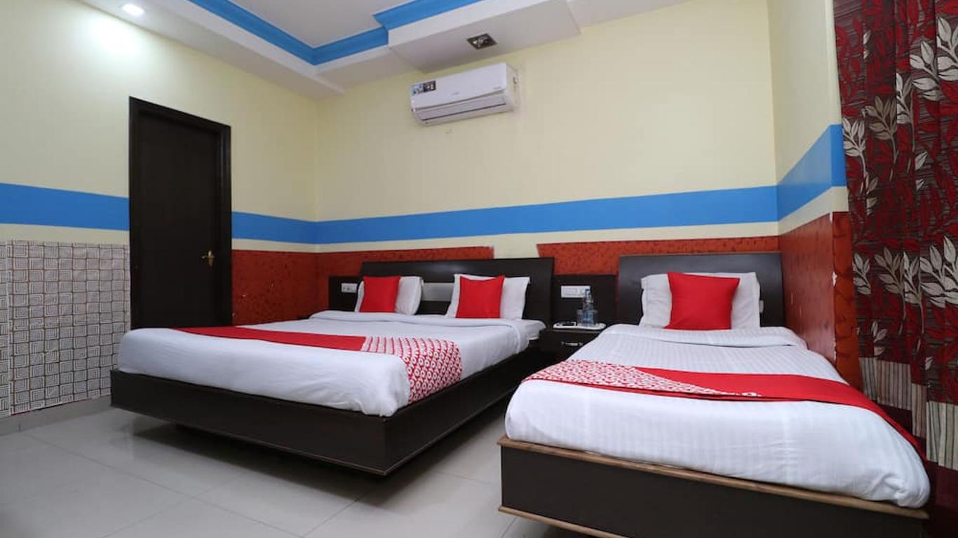 OYO 30100 Lucky Guest House