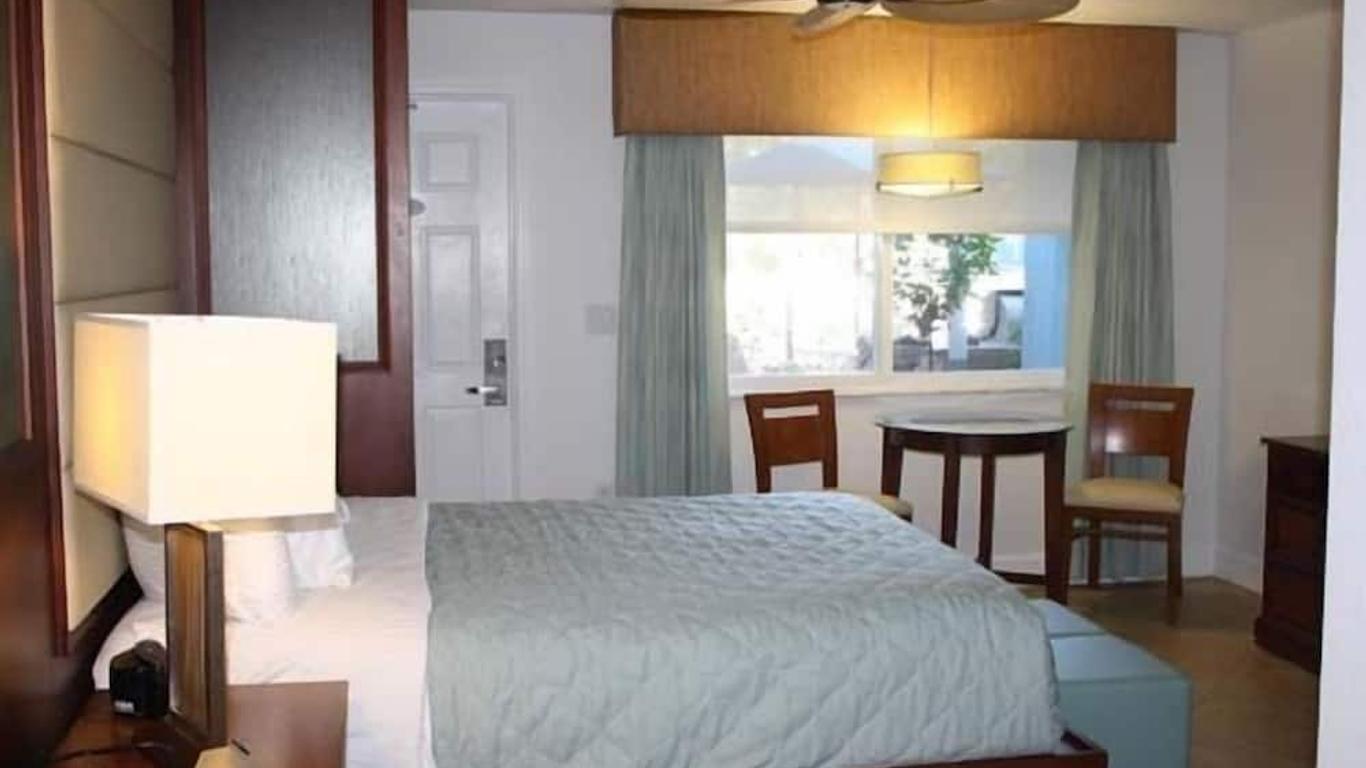 Sea Club V Beach Resort